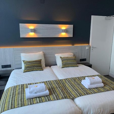 Hotel & Appartementen Royal Sas van Gent Exterior foto