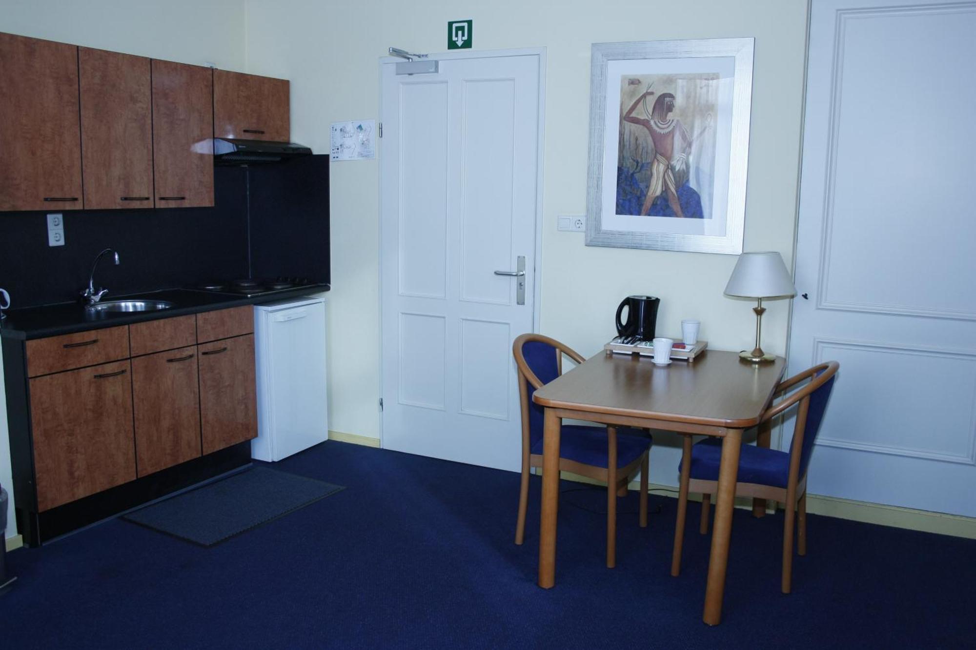 Hotel & Appartementen Royal Sas van Gent Exterior foto